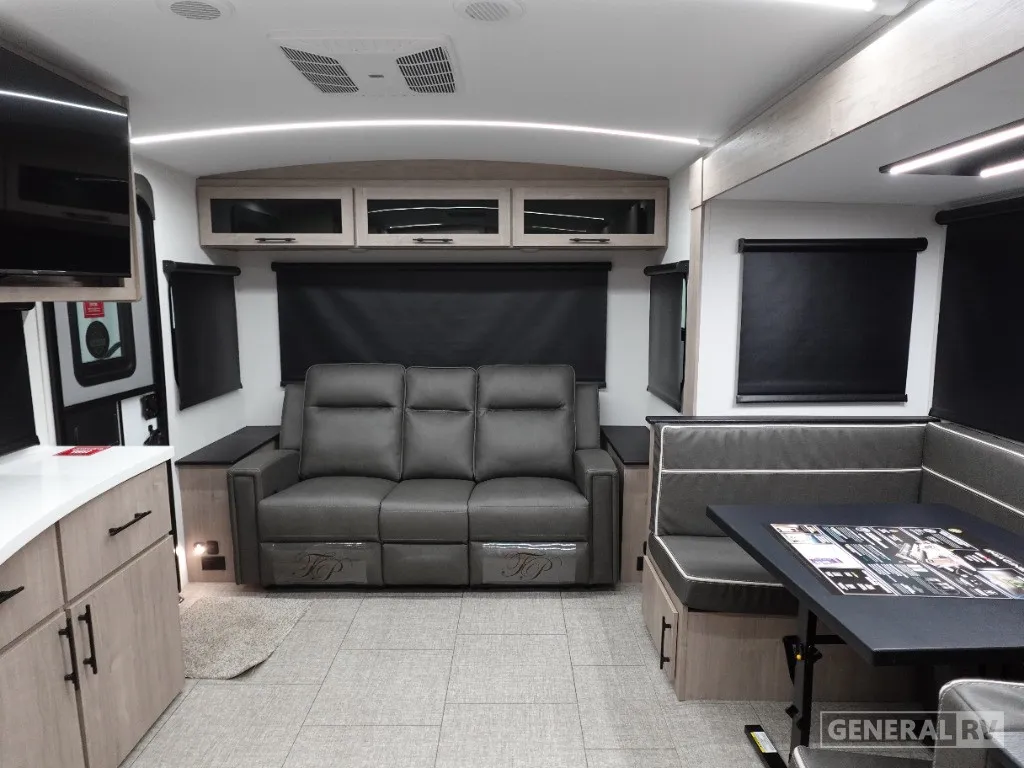 2026 Grand Design Imagine 2500RL - Photo 4