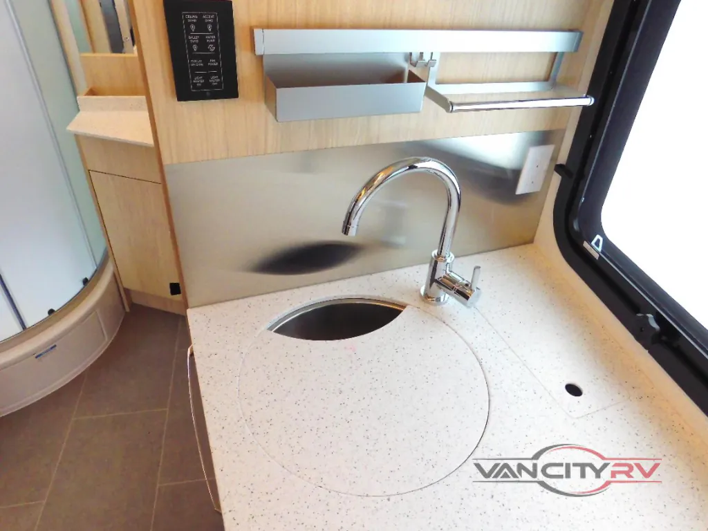2025 Leisure Travel Wonder W24MBL, Photos photo 29