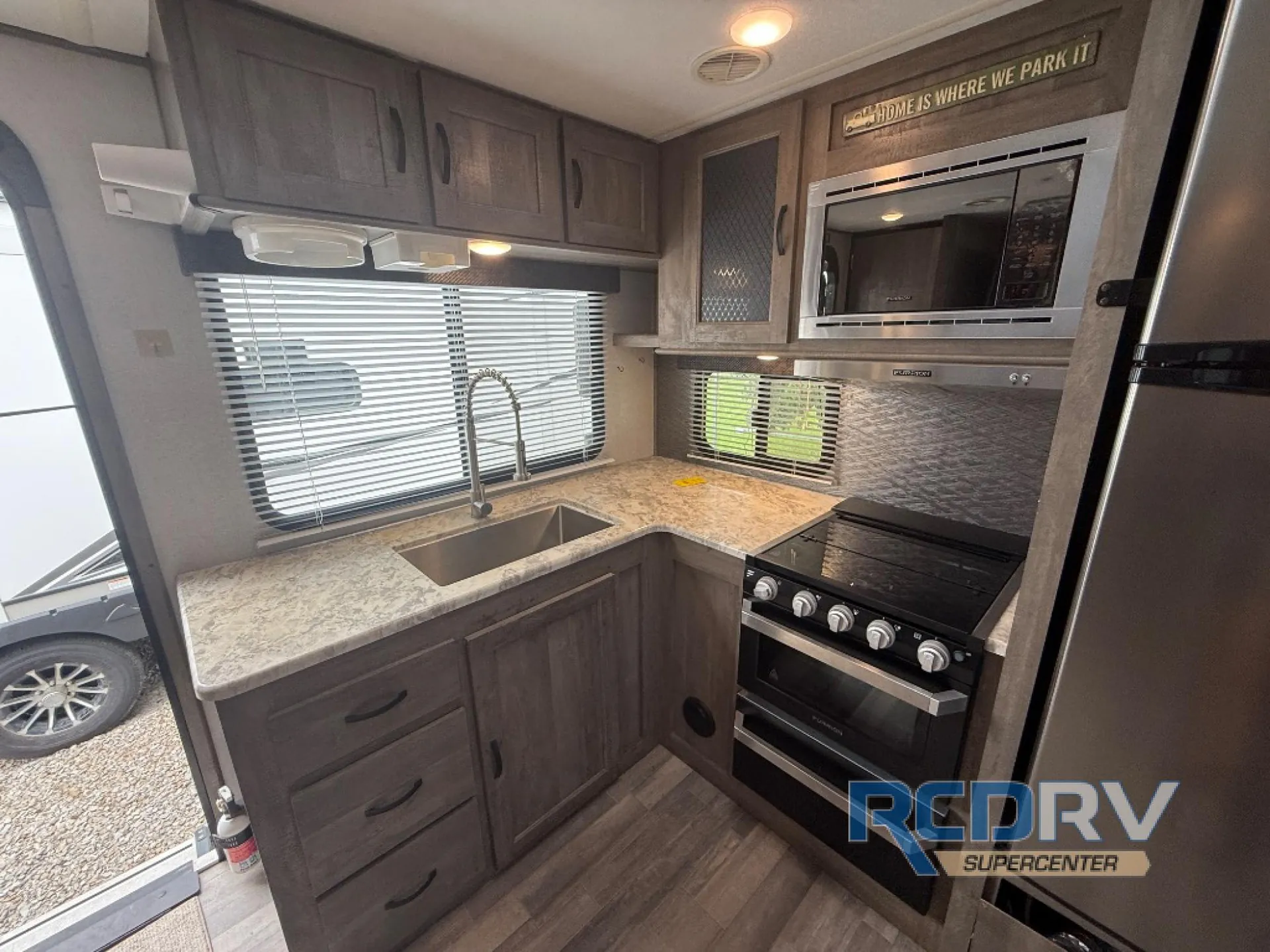 2019 Forest River Vibe 25RK — Photo 7