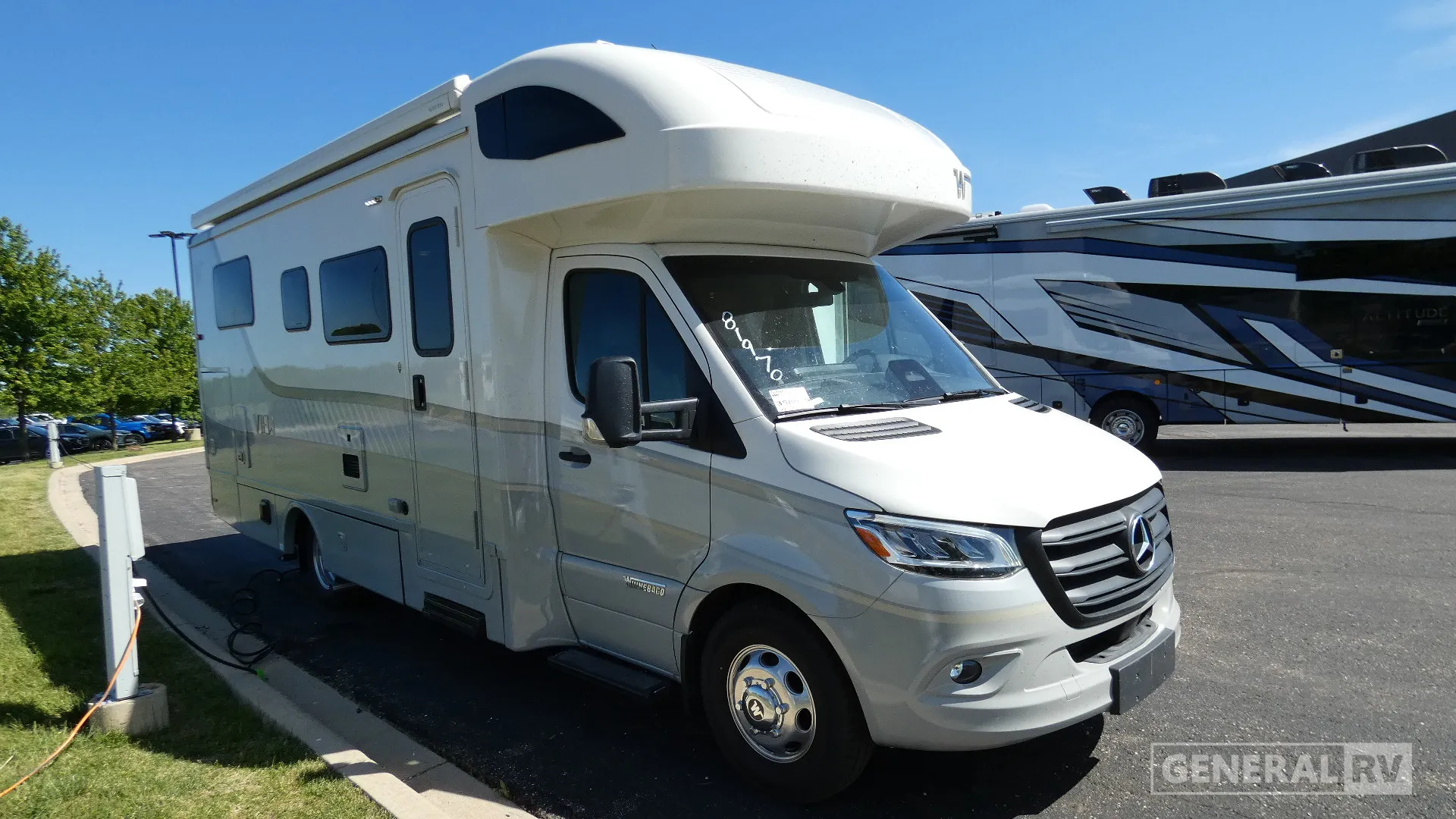 2027 Winnebago View 24R - Photo 2
