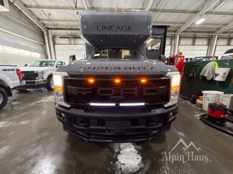 2026 Grand Design Lineage Series F 31ZW - Photo 4