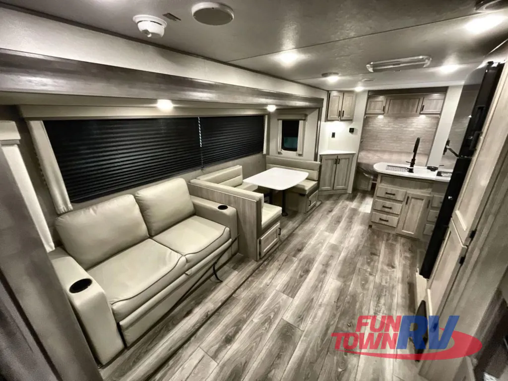 2026 Coachmen Catalina Legacy Edition 273DBHCK, Photos photo 19