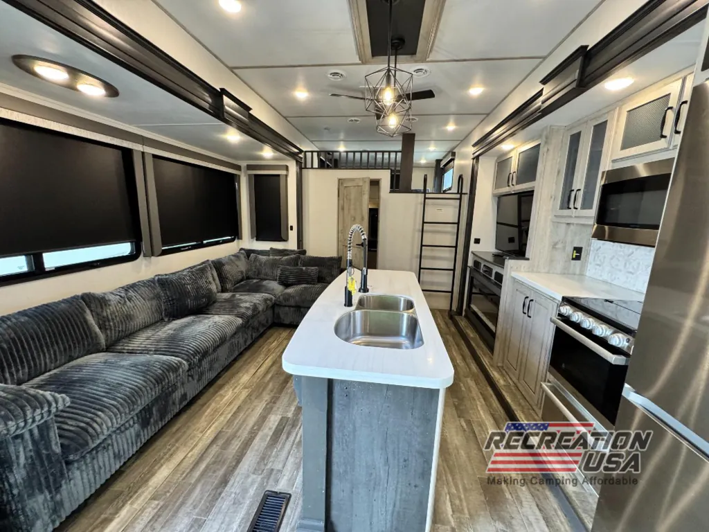 2023 Keystone Avalanche 390DS, Photos photo 15
