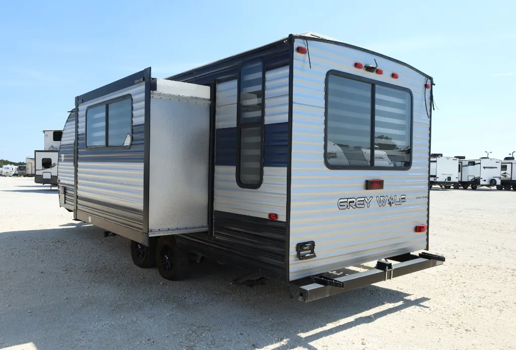 2022 Forest River Cherokee Grey Wolf 23MK — Photo 7