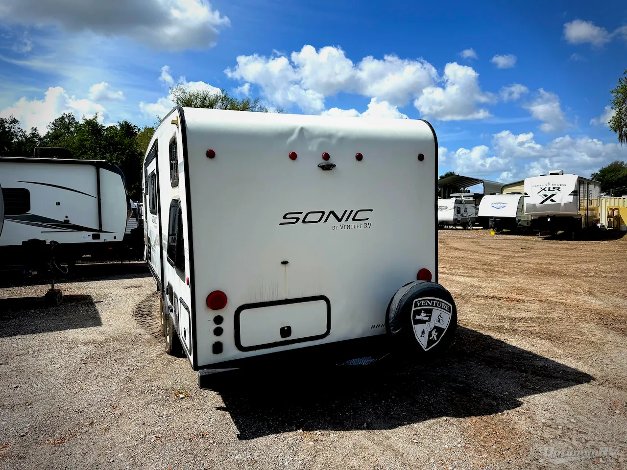 2020 Venture RV Sonic SN211VDB dealer photo 3 from Optimum RV