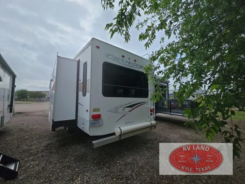 2011 CrossRoads RV Cruiser 30SK - Photo 3