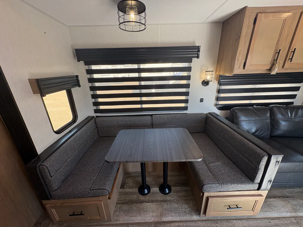 2023 Forest River Cherokee Timberwolf 39TN, Photos photo 24