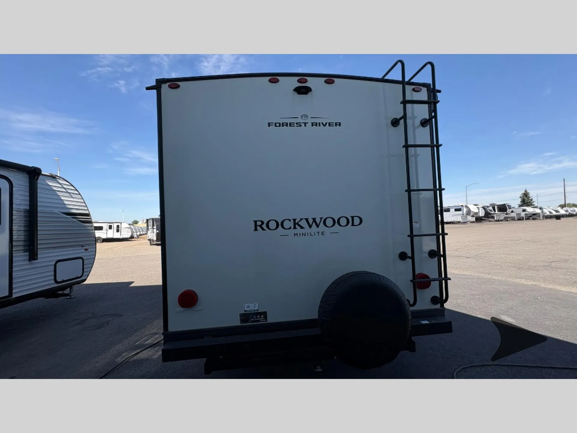 2026 Forest River Rockwood Mini Lite 2506FK — Photo 6