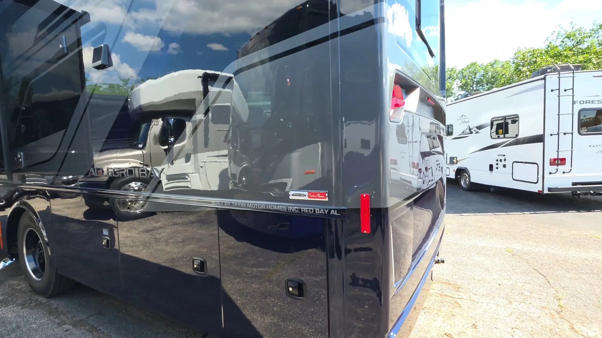 2027 Tiffin Allegro Bay 38 AB - Photo 3