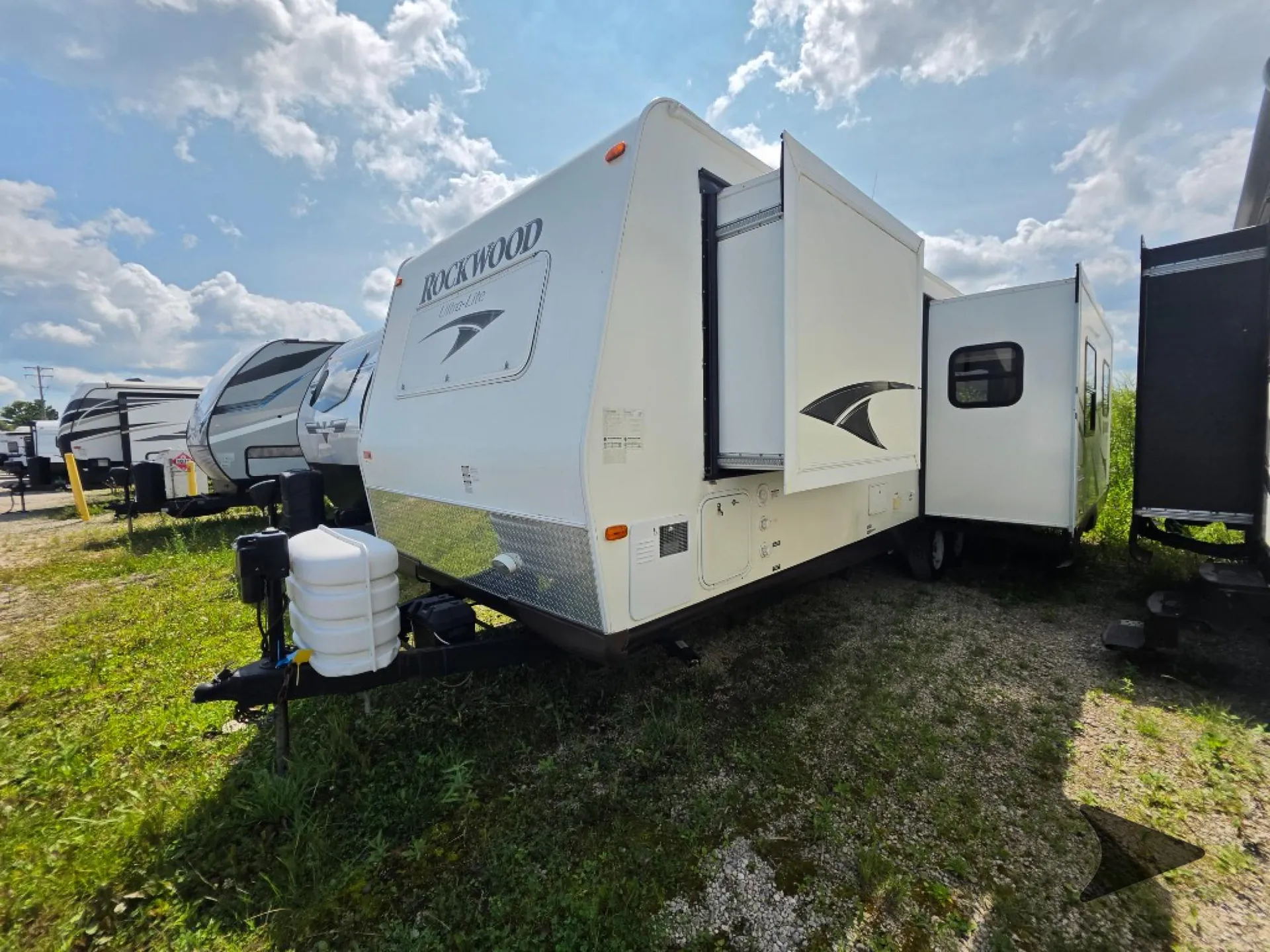 2014 Forest River Rockwood Ultra Lite 2604WS - Photo 3