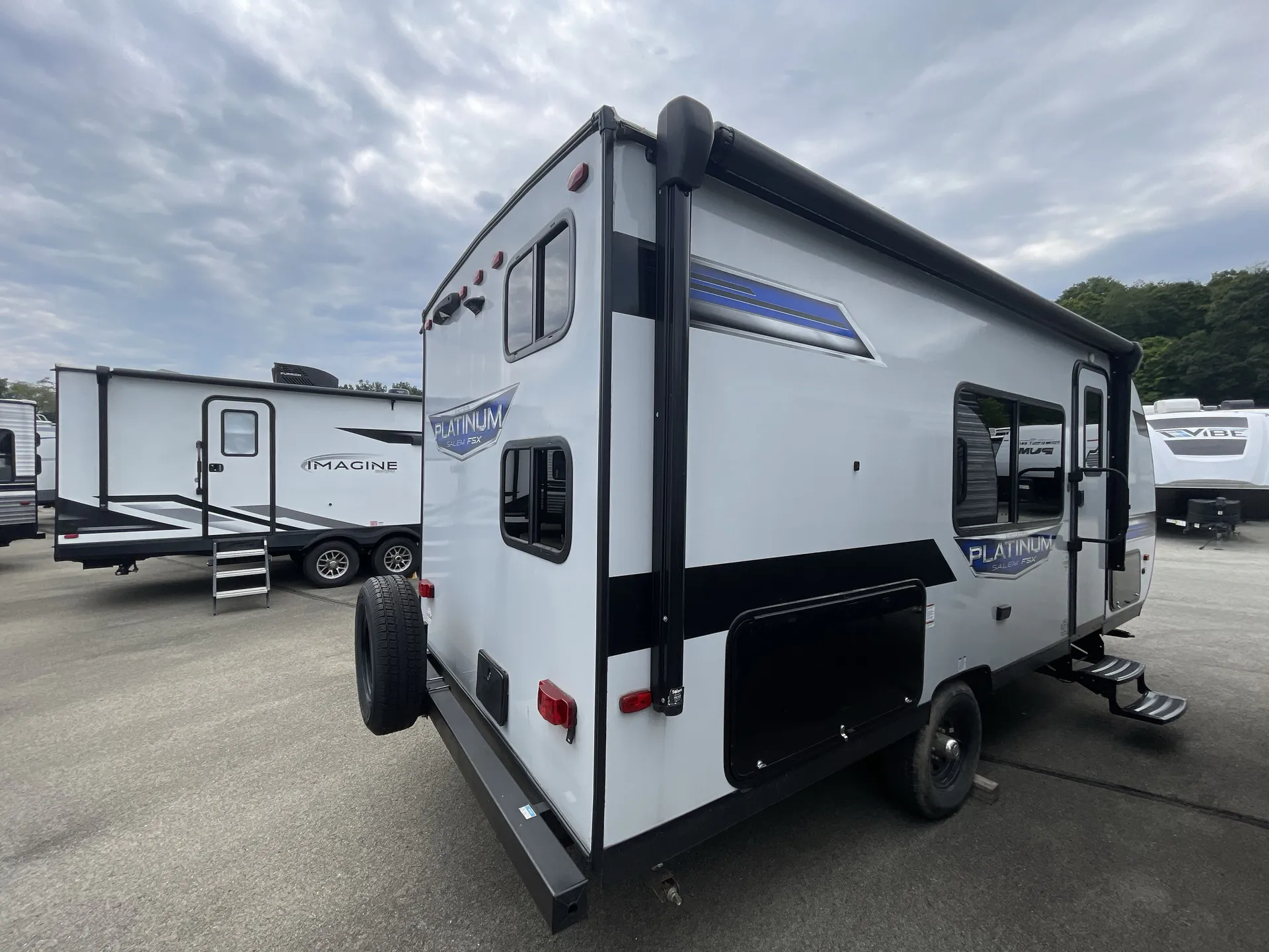 2023 Forest River Salem FSX 179DBK — campside