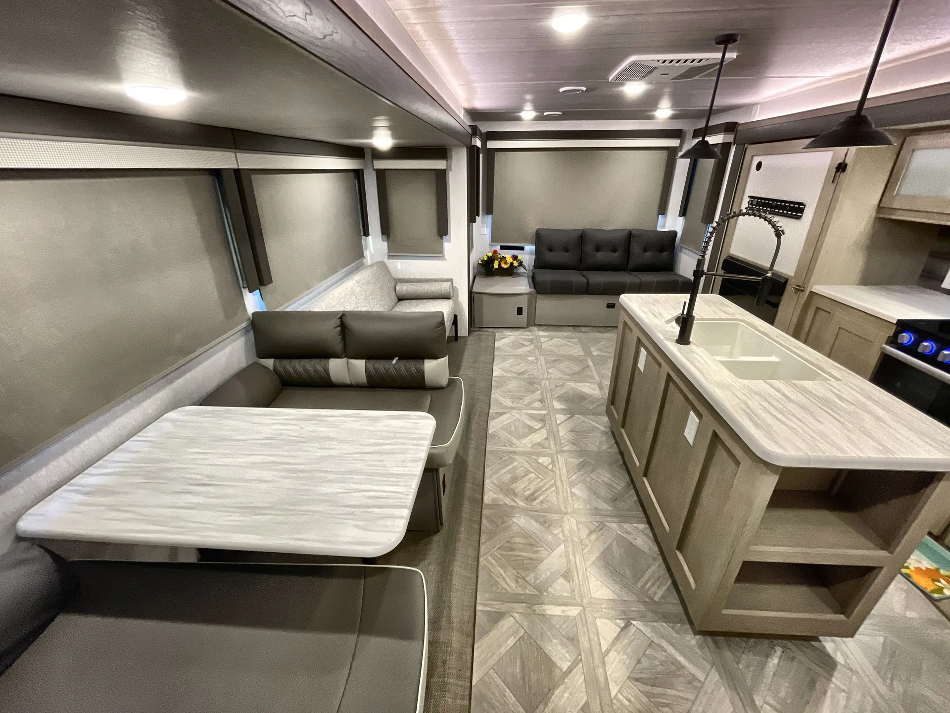 2024 Forest River Wildwood 27RE — living area main