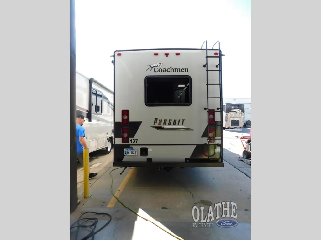 2024 Coachmen Pursuit 31BH, Photos photo 7