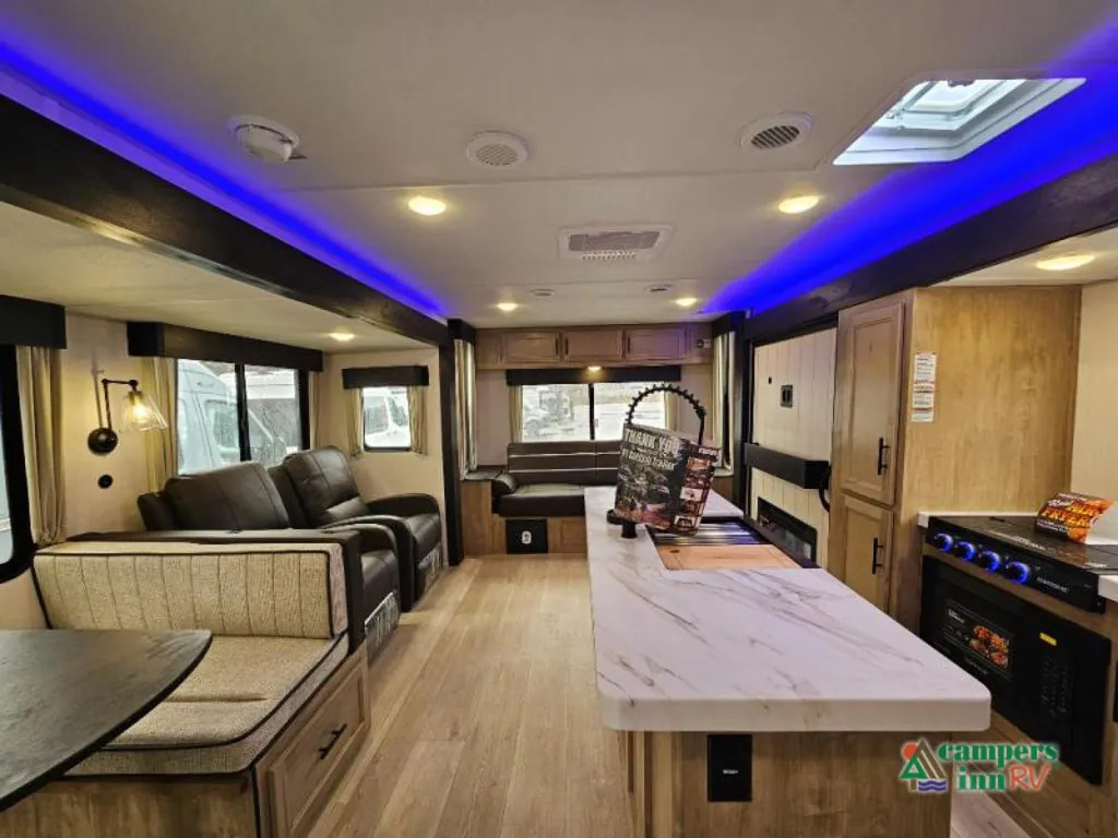 2026 Forest River Cherokee Wolf Den 273XLK, Photos photo 8