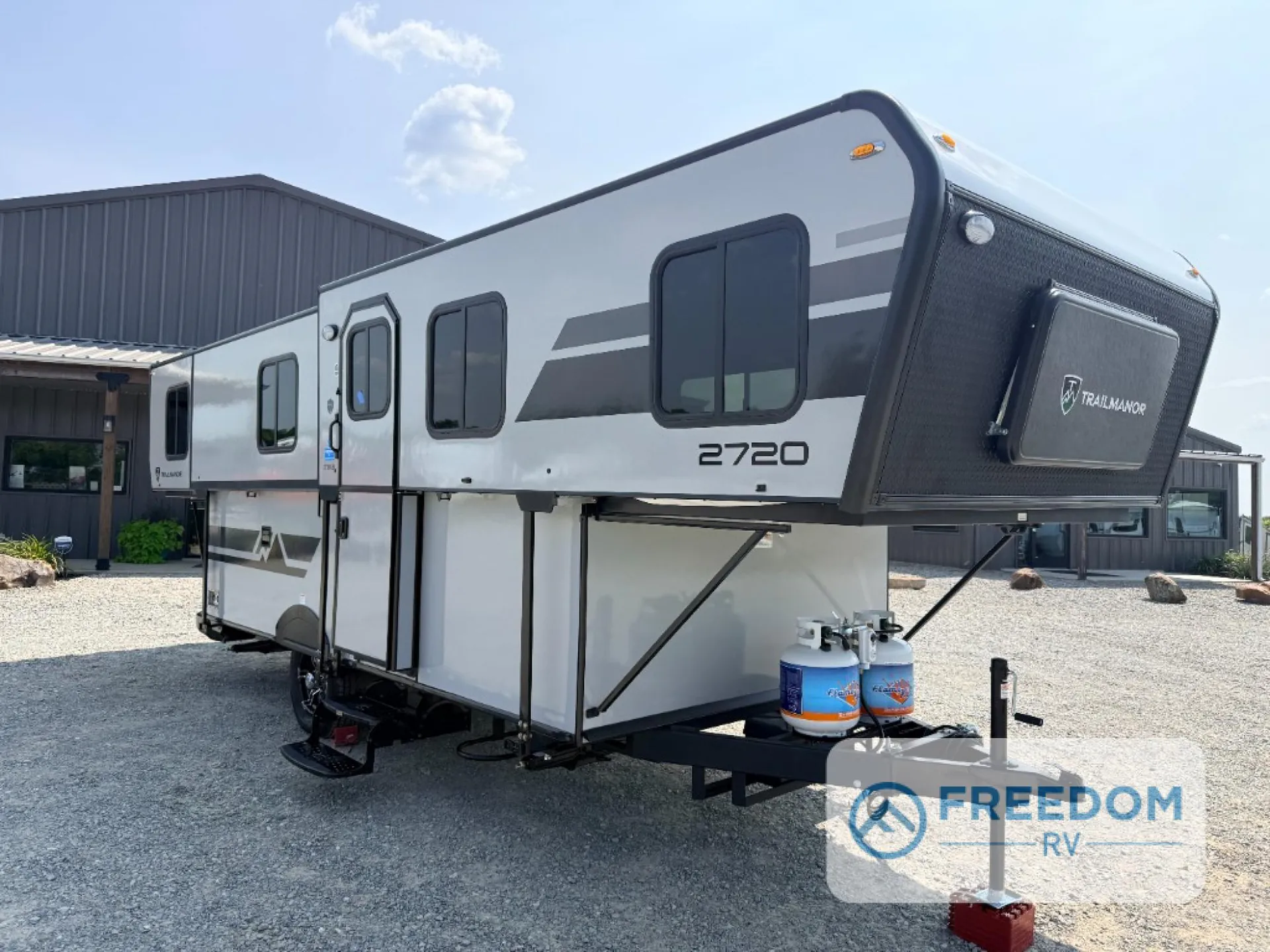 2027 TrailManor 2720 Series 2720QB - Photo 3