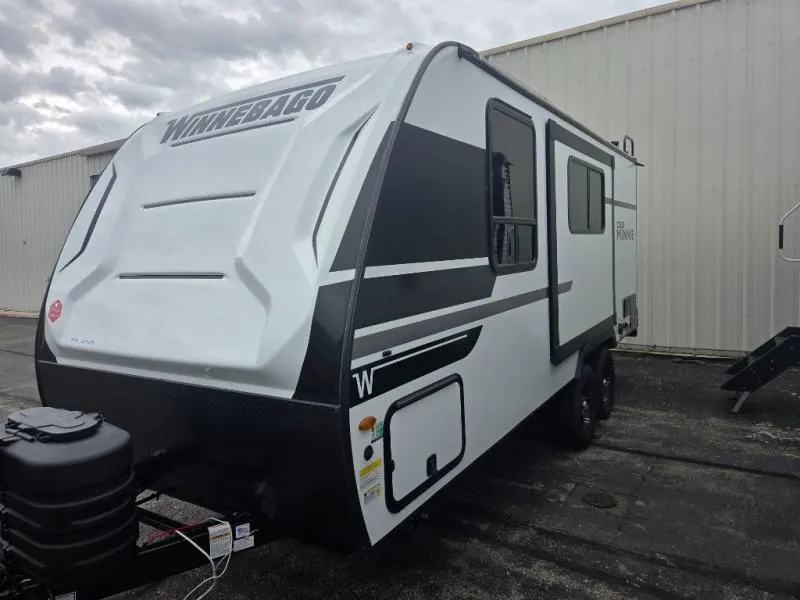 2025 Winnebago Micro Minnie 2108DS - Photo 3