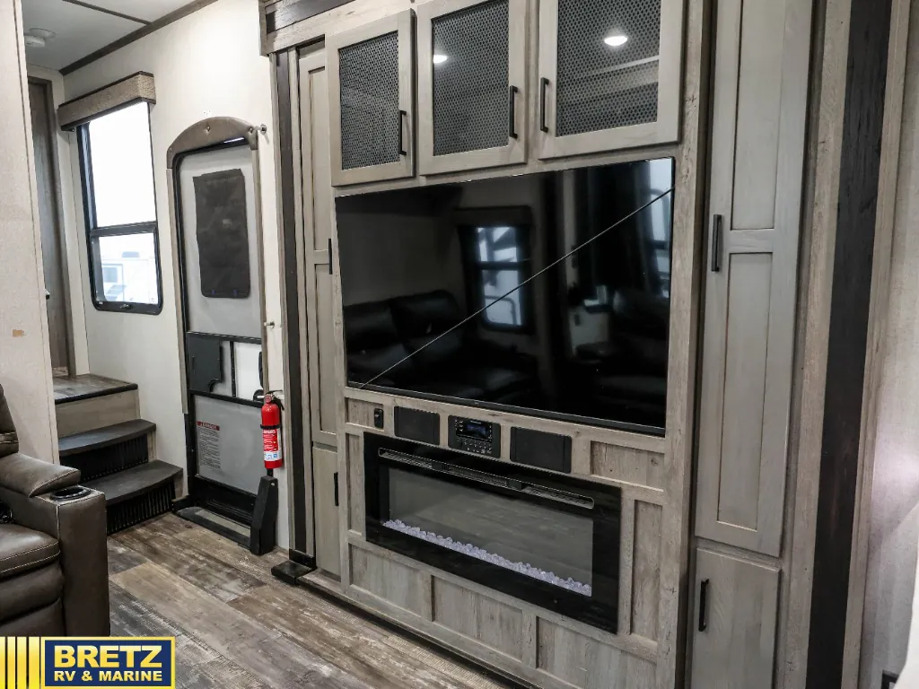 2021 Keystone Raptor 423, Photos photo 21