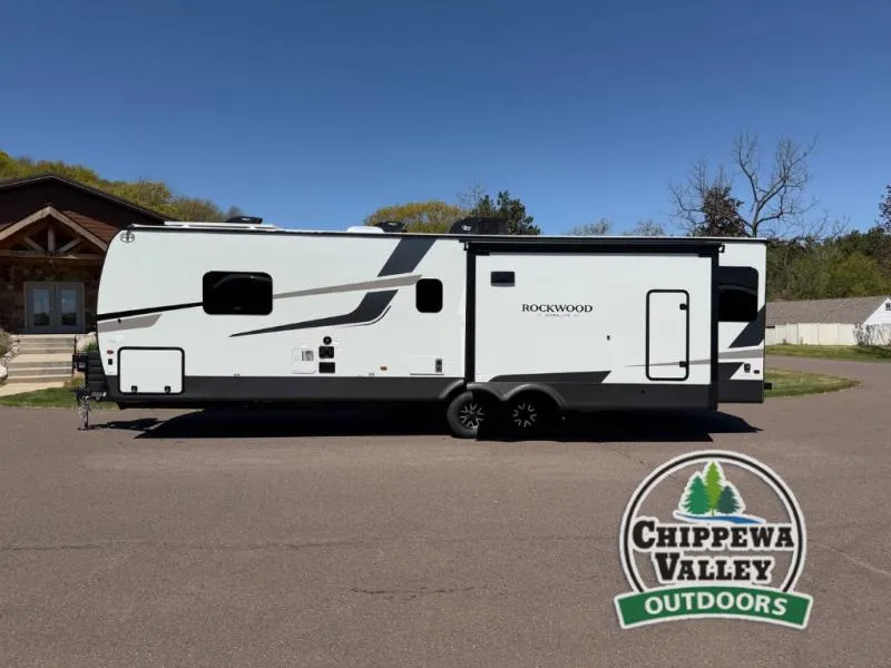 2026 Forest River Rockwood Ultra Lite 2906RL - Photo 4
