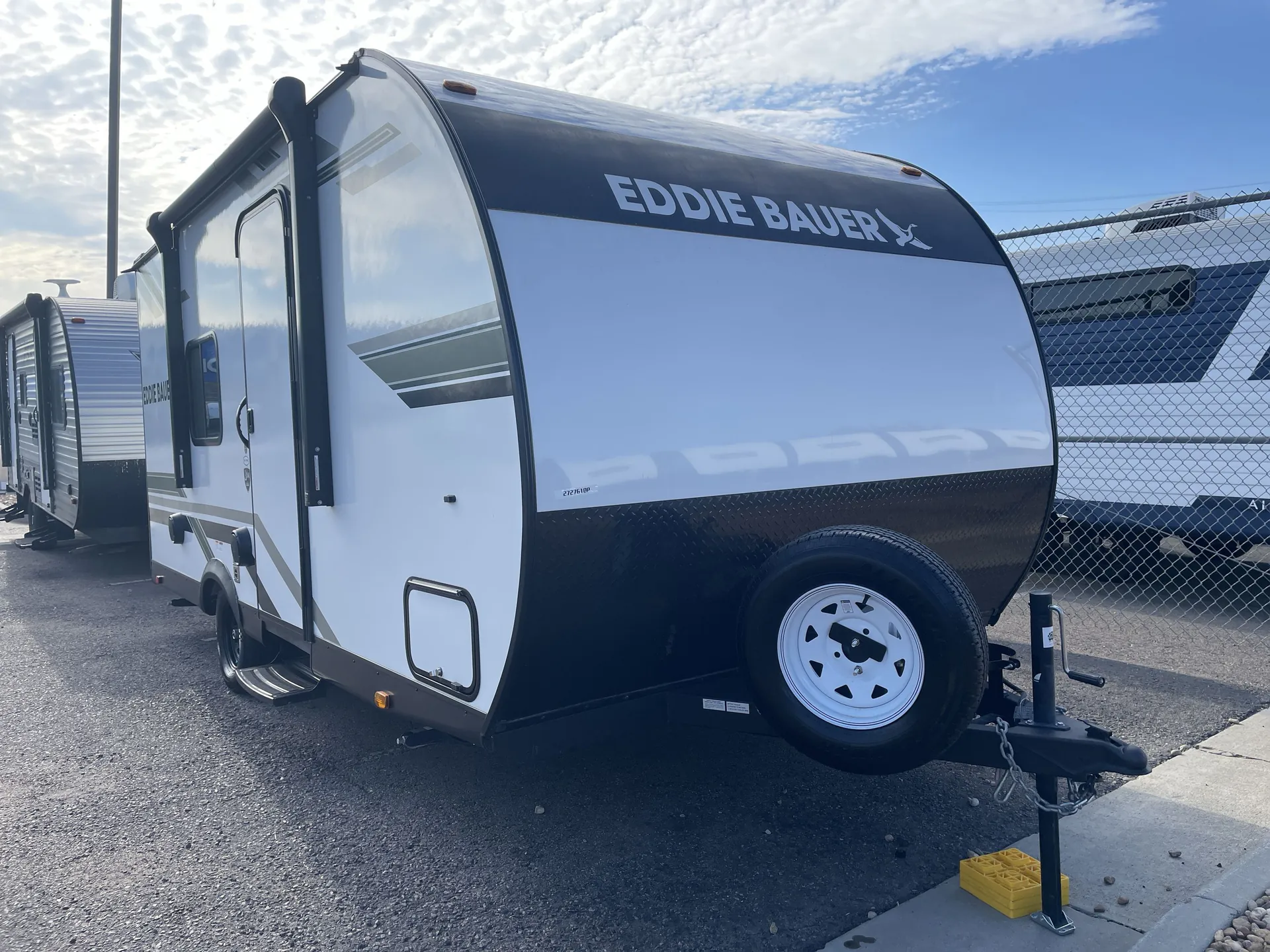 2025 Heartland Eddie Bauer 17RBL - Photo 2
