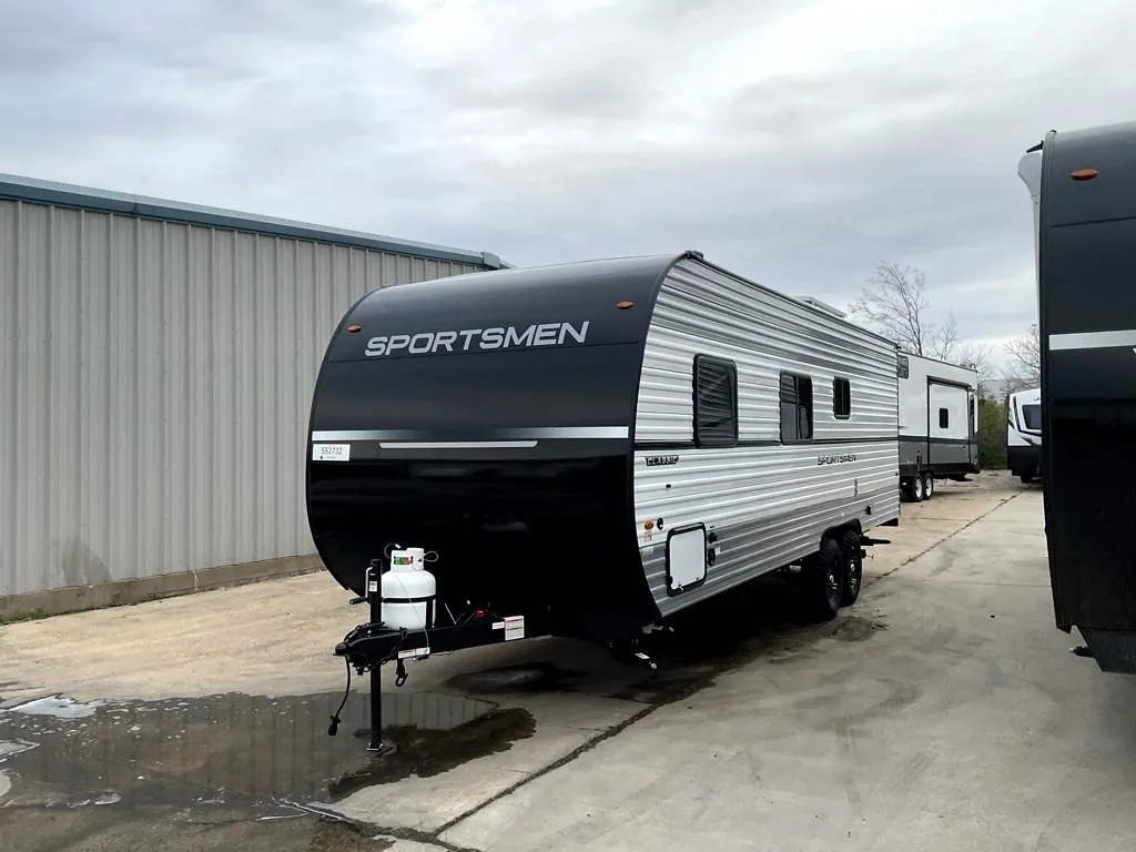 2026 KZ RV Sportsmen 240BH - Photo 3
