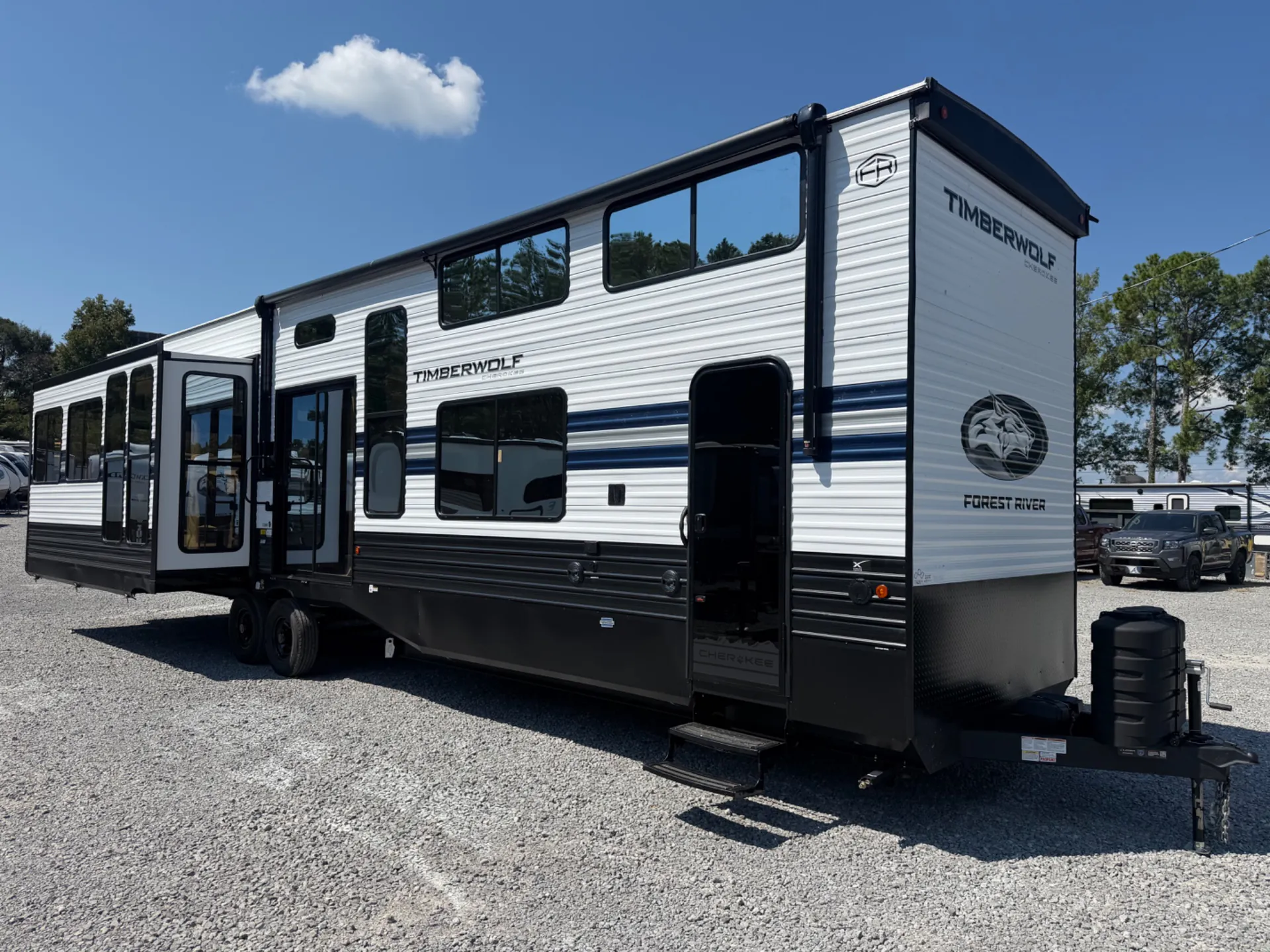 2027 Forest River Cherokee Timberwolf 39JM dealer photo 1 from Johnston RV Center