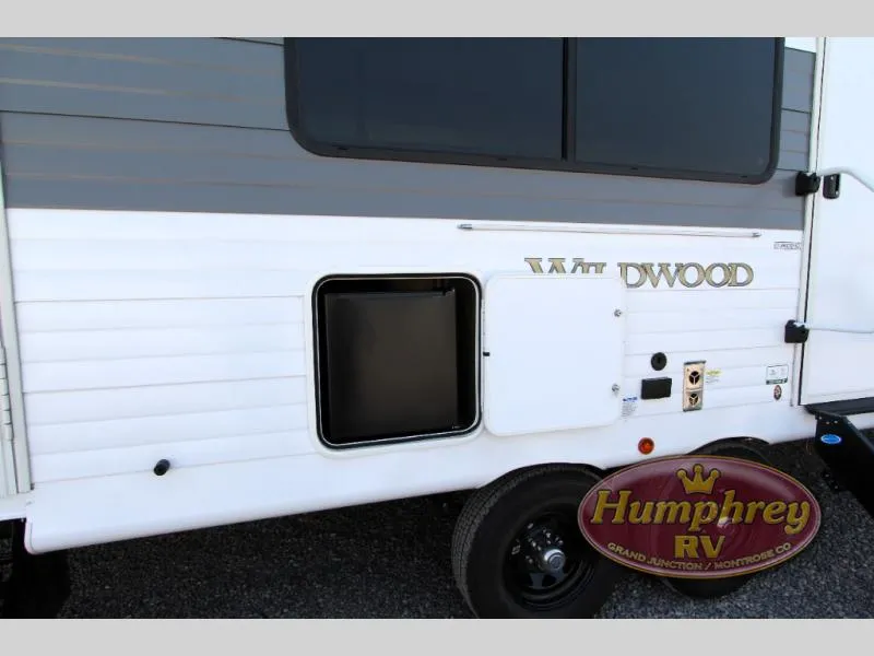 2027 Forest River RV Wildwood 26DBHD - Photo 3