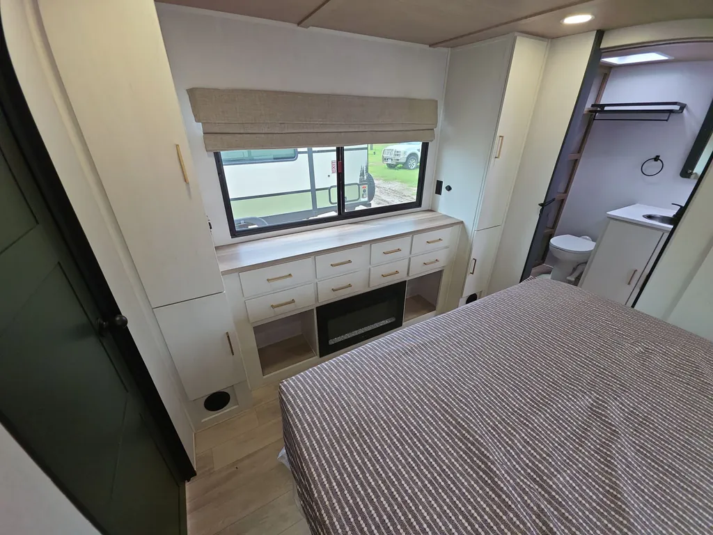 2026 Forest River Vibe Extreme Lite 2500FIK, Photos photo 21