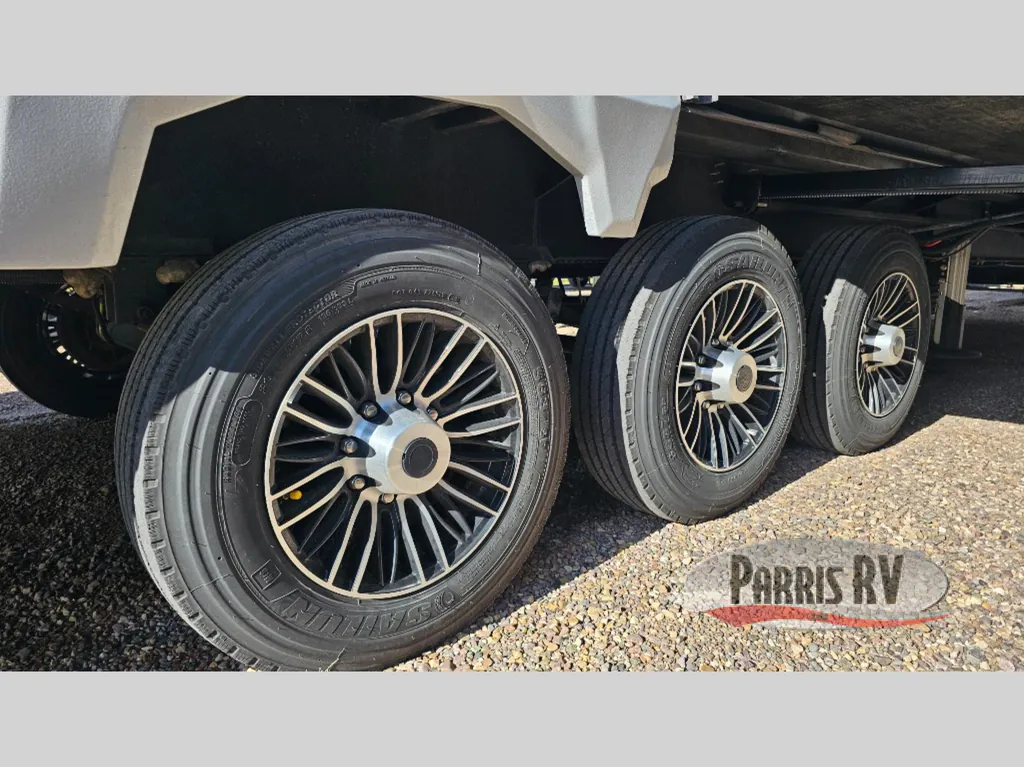 2026 Keystone Raptor 433, Photos photo 8