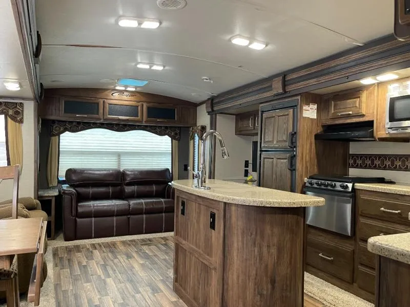 2015 Keystone RV Cougar X-Lite 30RLI - Photo 2