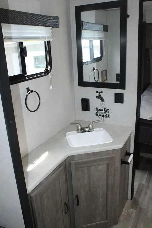 2020 Forest River Vibe 28BH, Photos photo 24