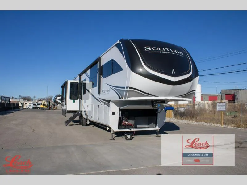 2025 Grand Design Solitude 388MBS - Photo 3