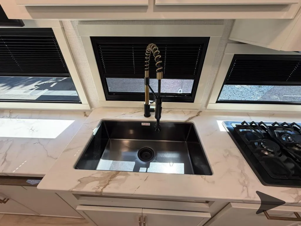 2026 Brinkley Model Ix 20X, Photos photo 13