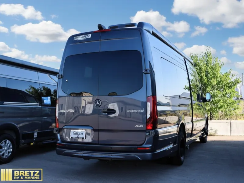 2026 Grech RV Strada-ion AWD TOUR - Photo 2