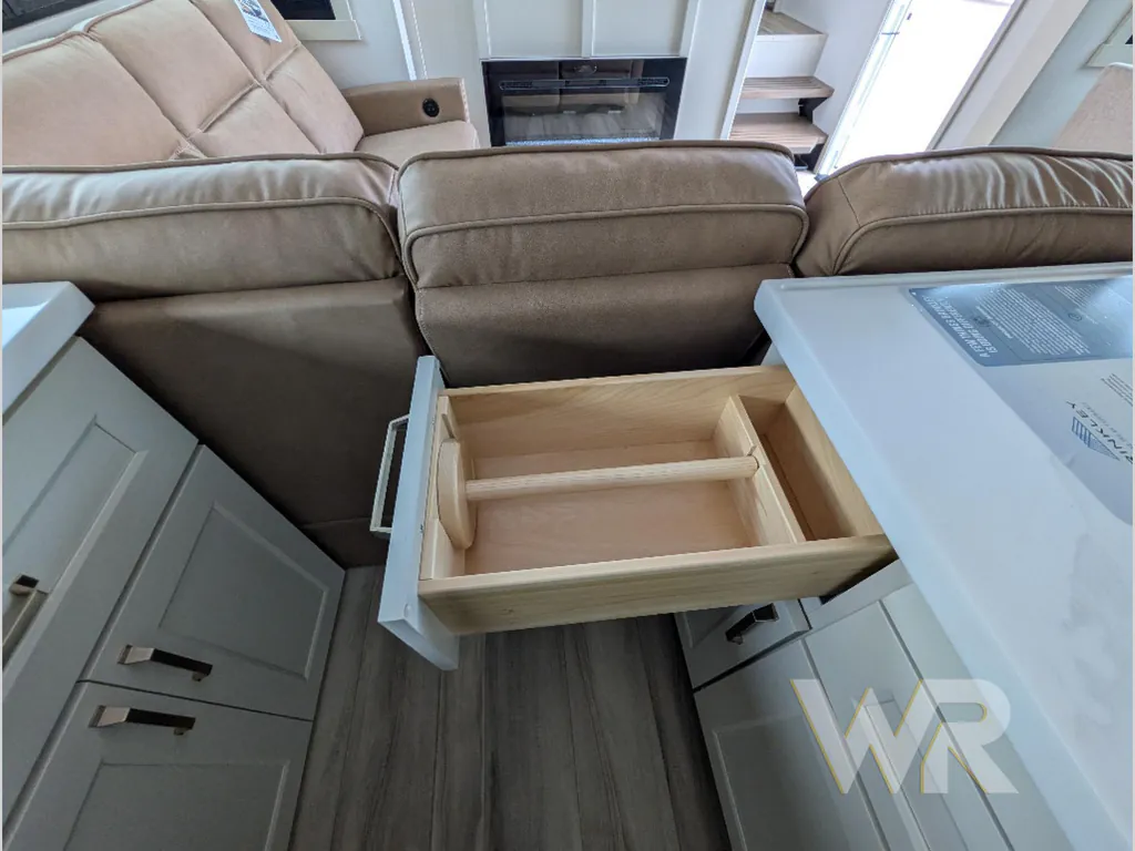 2027 Brinkley Model G 3970, Photos photo 46