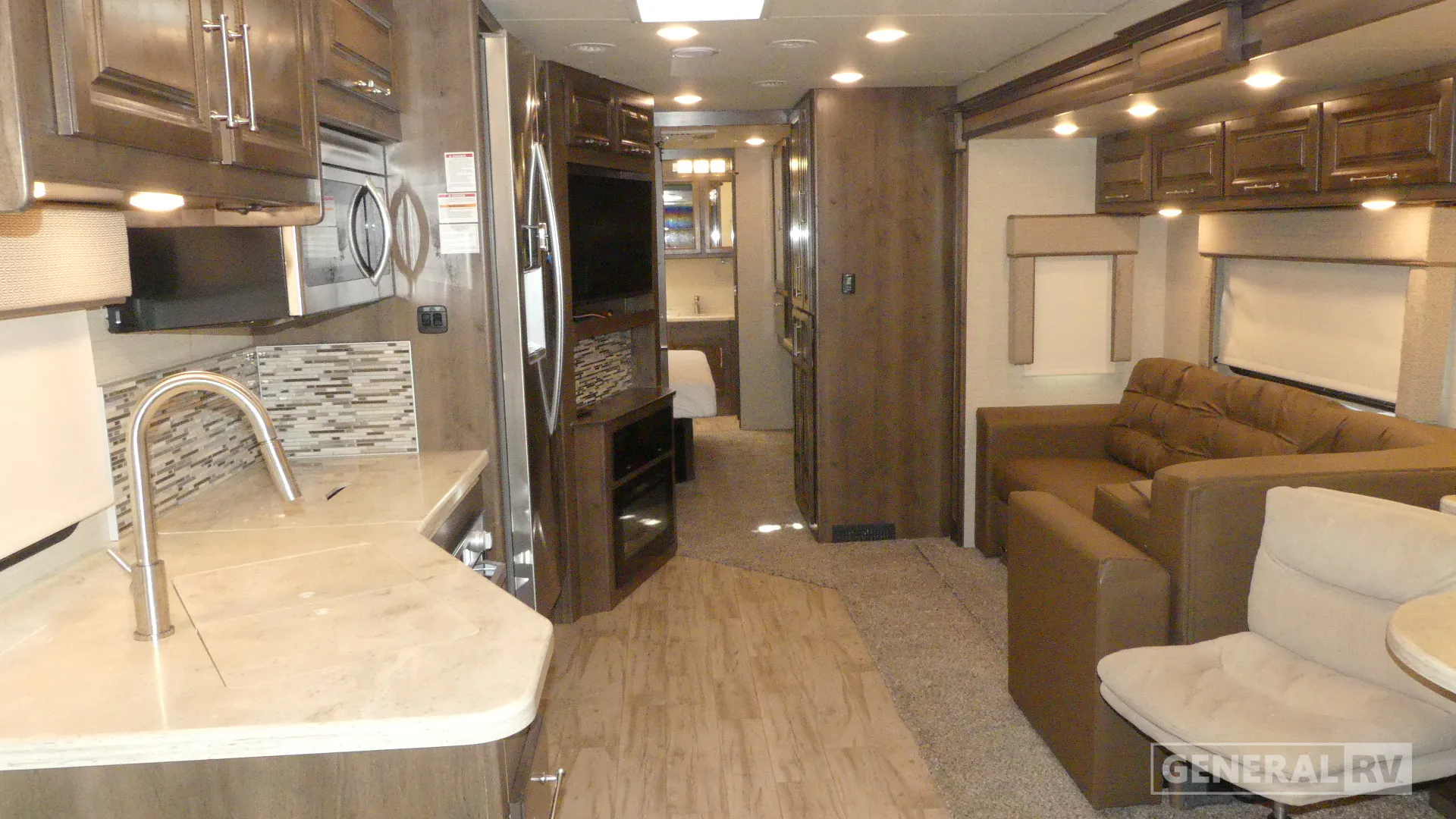 2019 Entegra Coach Emblem 36U - Photo 3