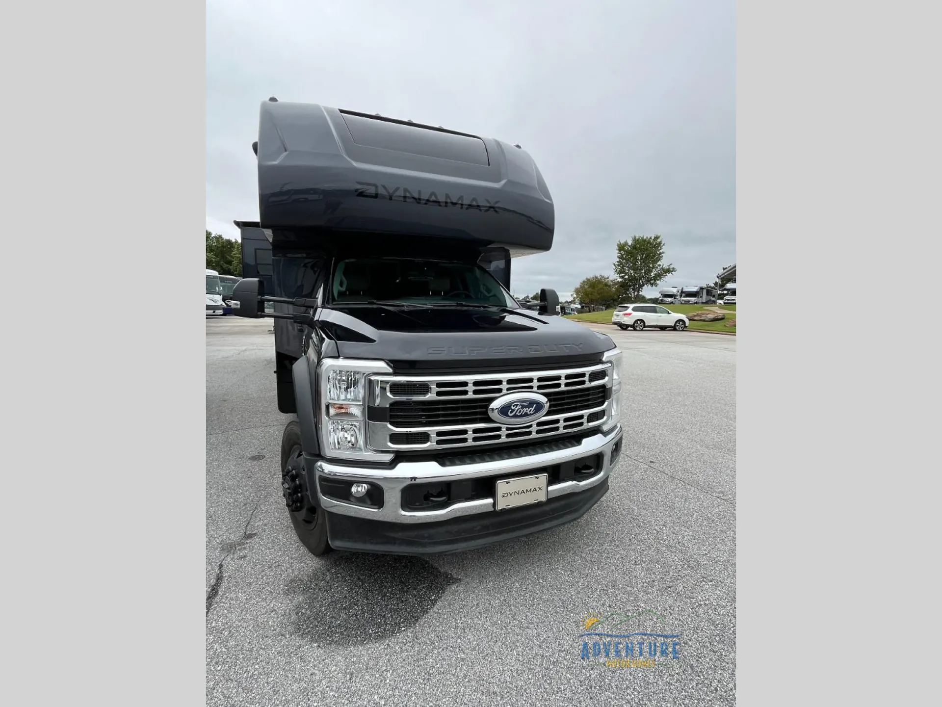2027 Dynamax Corp Isata 6 Series 32KS - Photo 3