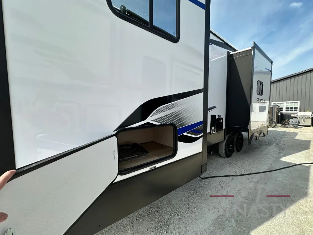 2026 Forest River Vengeance Rogue Armored 26L140, Photos photo 8