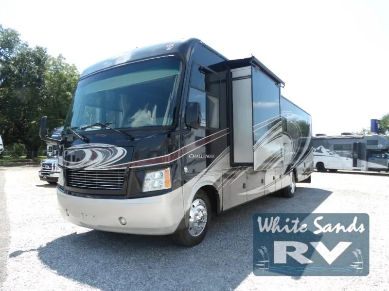 2014 Thor Motor Coach Challenger 37KT - Photo 2