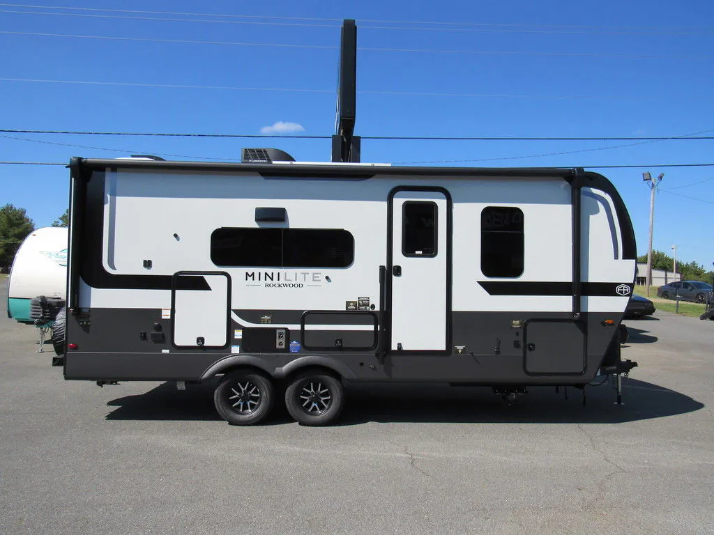 2027 Forest River Rockwood Mini Lite 2213S - Photo 2