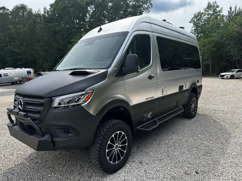 2026 Airstream Interstate 19X New    LE Outland Edition - Photo 2