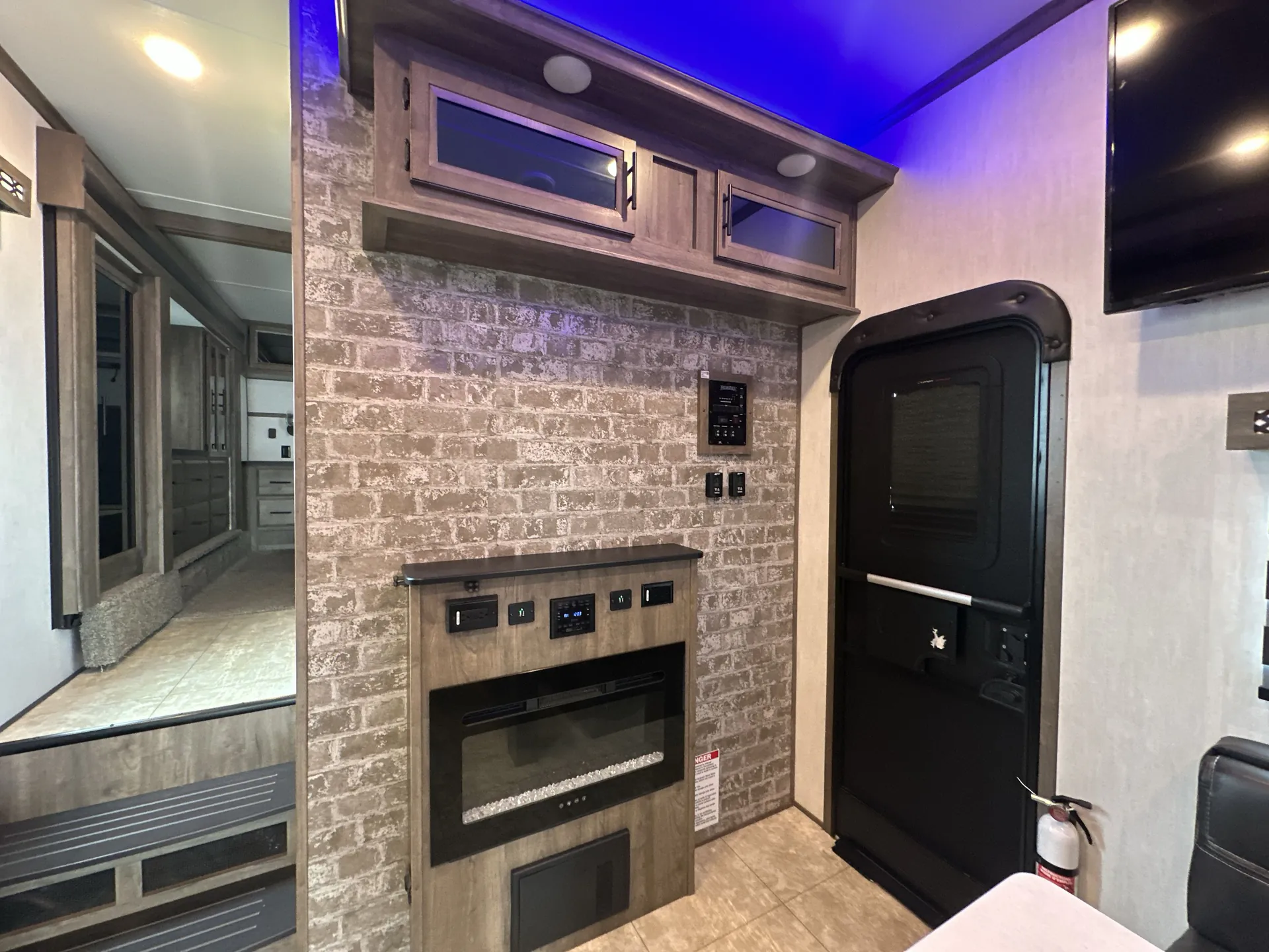 2022 Forest River Vengeance Rogue Armored 371 — living area main