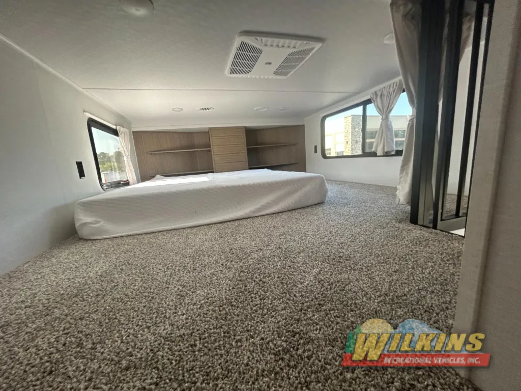 2027 Forest River Salem Grand Villa 42ZEN, Photos photo 18