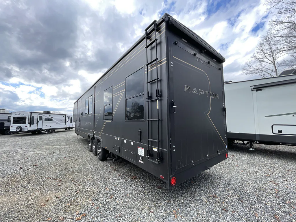 2026 Keystone Raptor 441, Photos photo 7