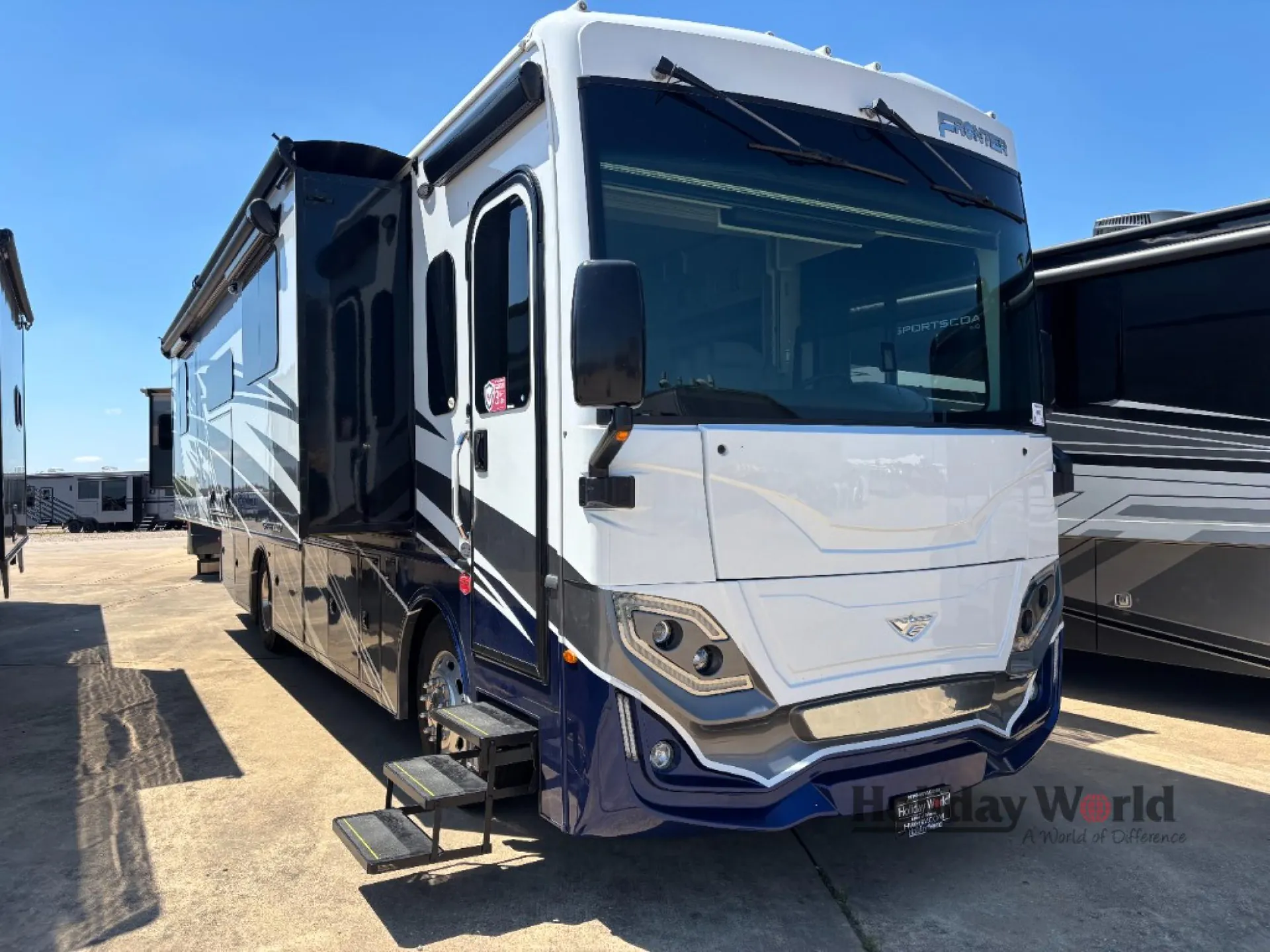 2024 Fleetwood Frontier 34GT - Photo 2