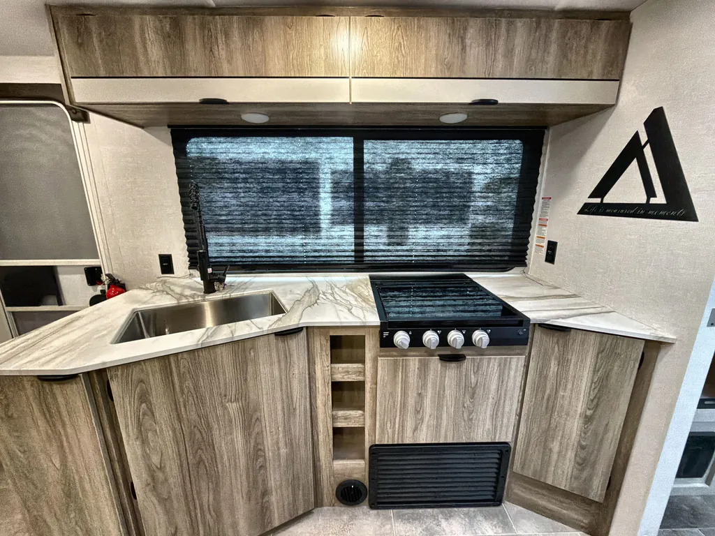 2026 Forest River Airelume 255, Photos photo 7