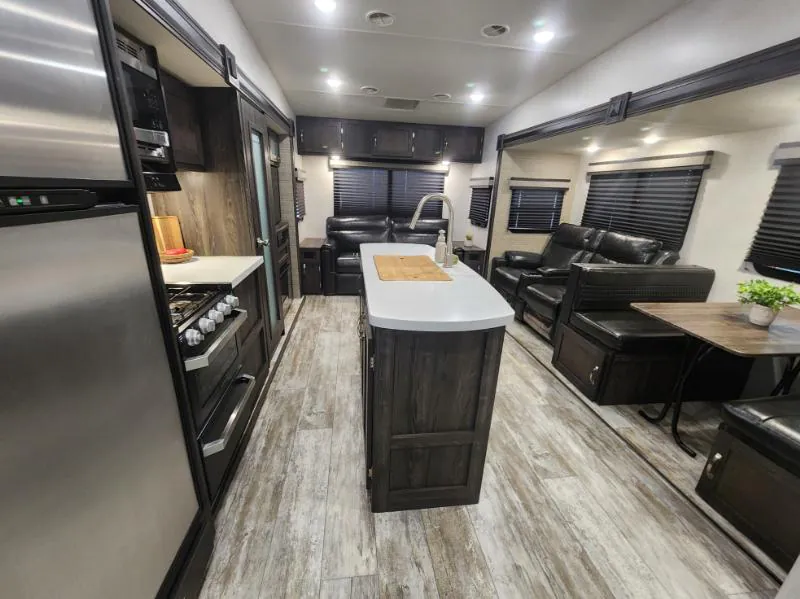 2019 Highland Ridge Open Range Light 335MBH - Photo 3