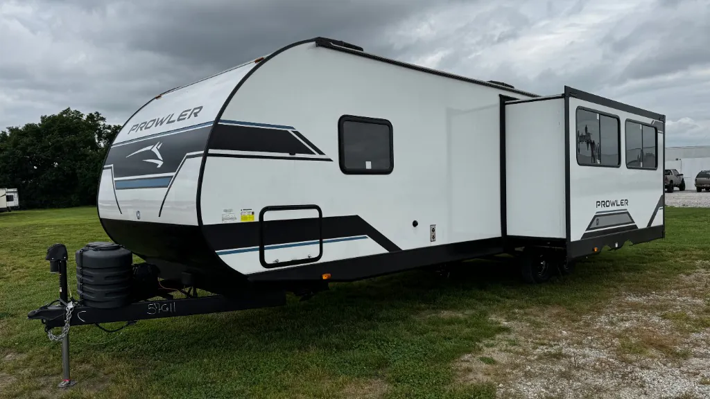 2025 Heartland Prowler 2909RK - Photo 4