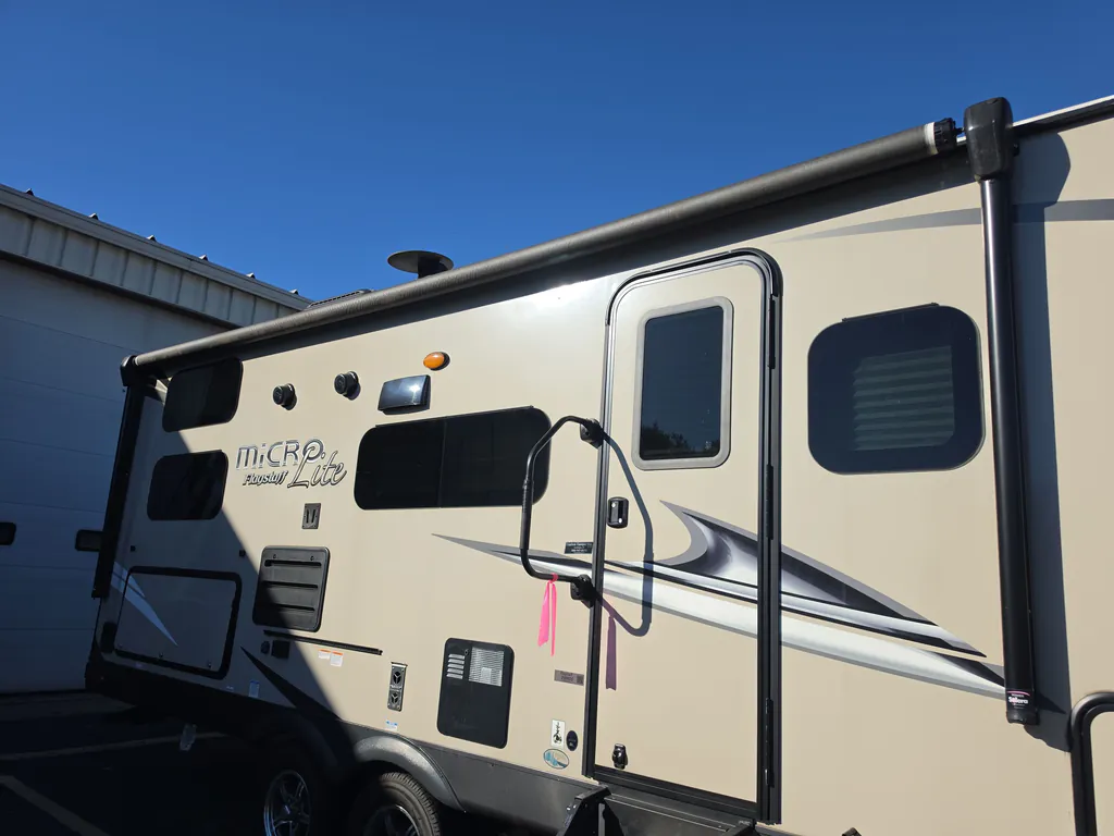 2021 Forest River Flagstaff Micro Lite 25BRDS, Photos photo 30