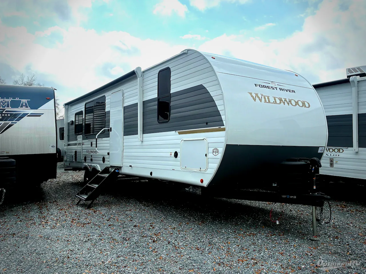2026 Forest River Wildwood 27RK dealer photo 1 from Optimum RV
