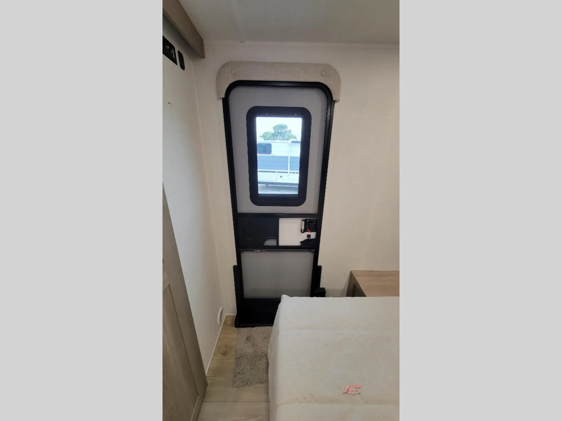 2026 Forest River Rockwood Mini Lite 2506FK — Photo 6